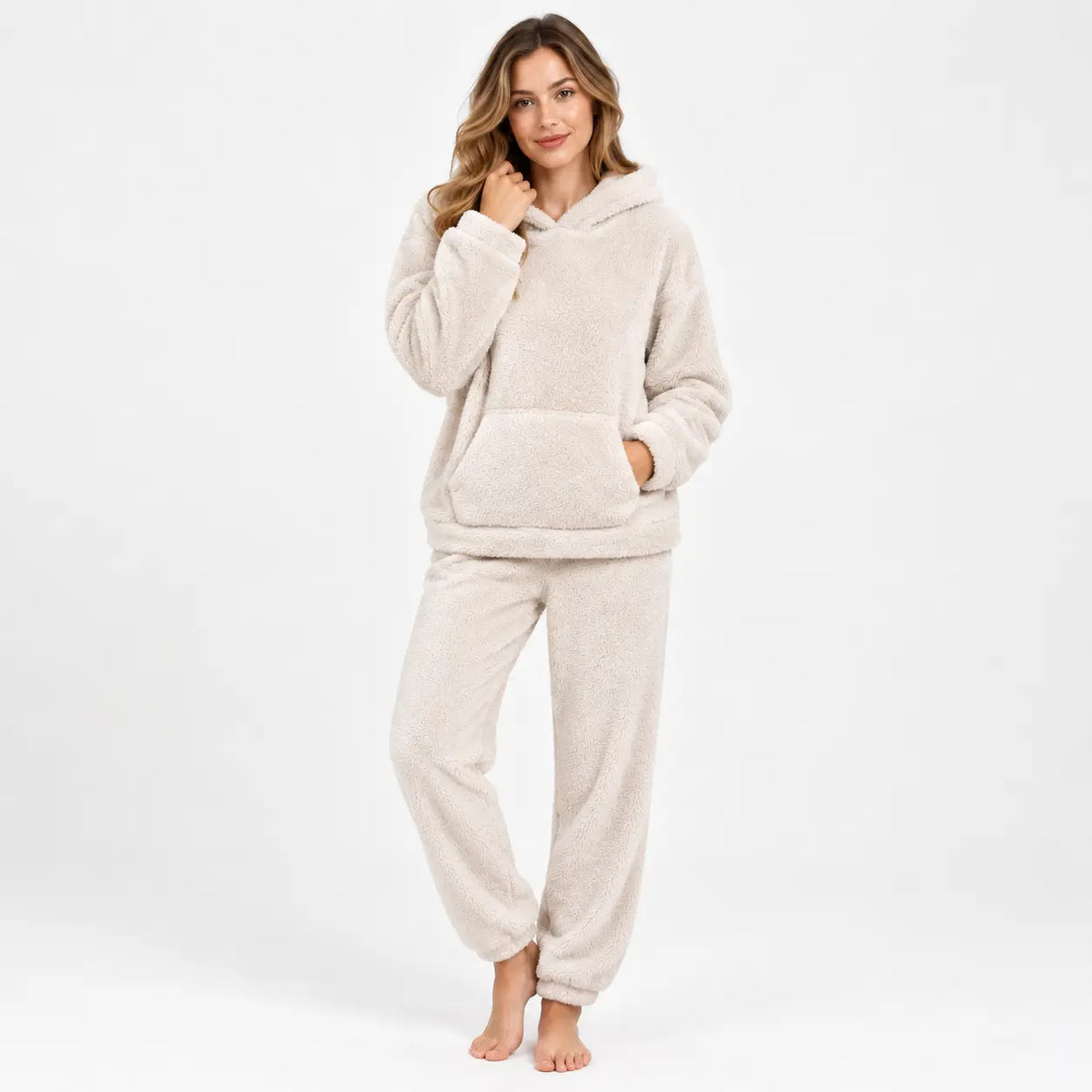 Ensemble 2 pièces femme beige pelucheux : sweat à capuche et pantalon | le Juste Pyjama