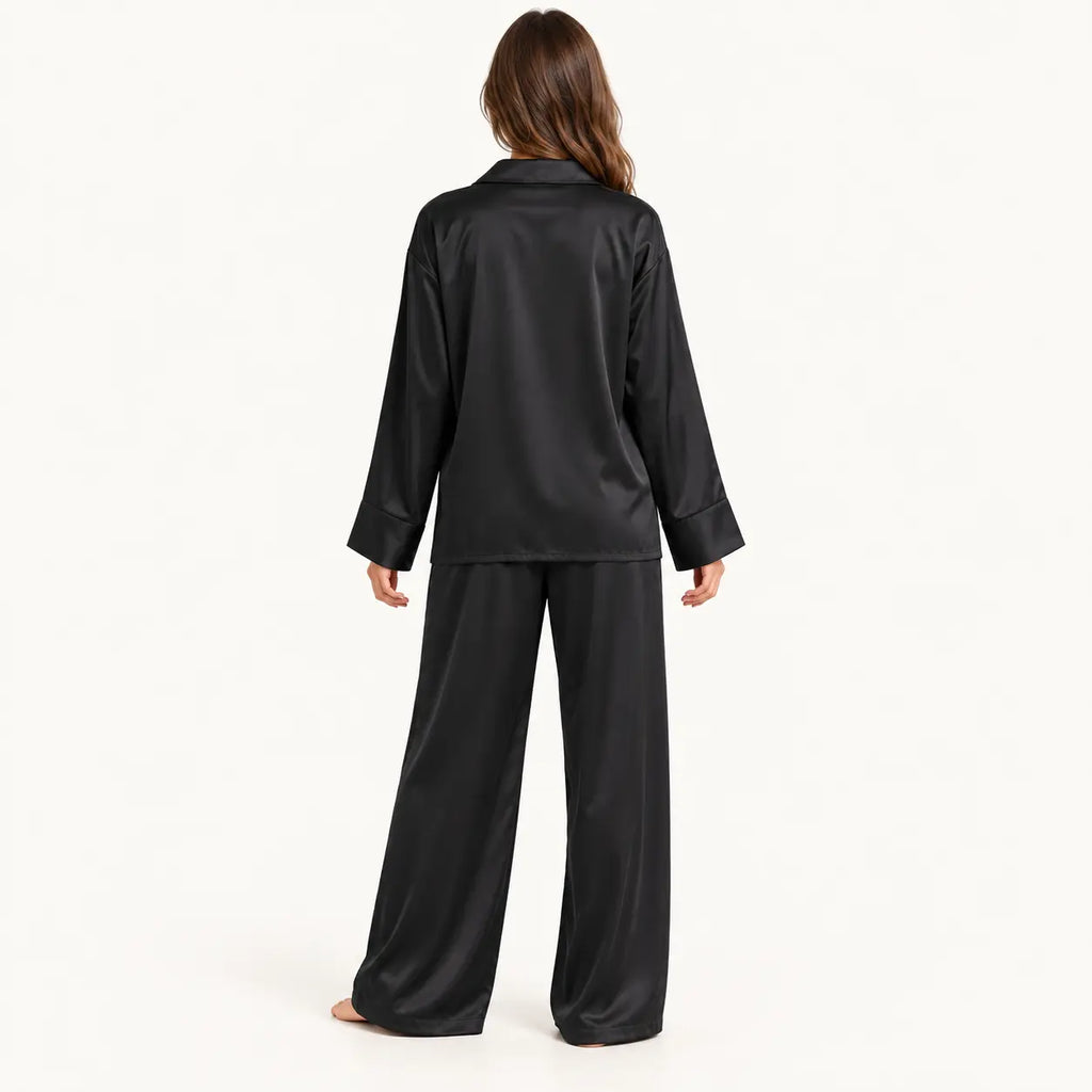 Ensemble De Pyjama Fluide Satiné En Satin Noir – vue 2 | le Juste Pyjama