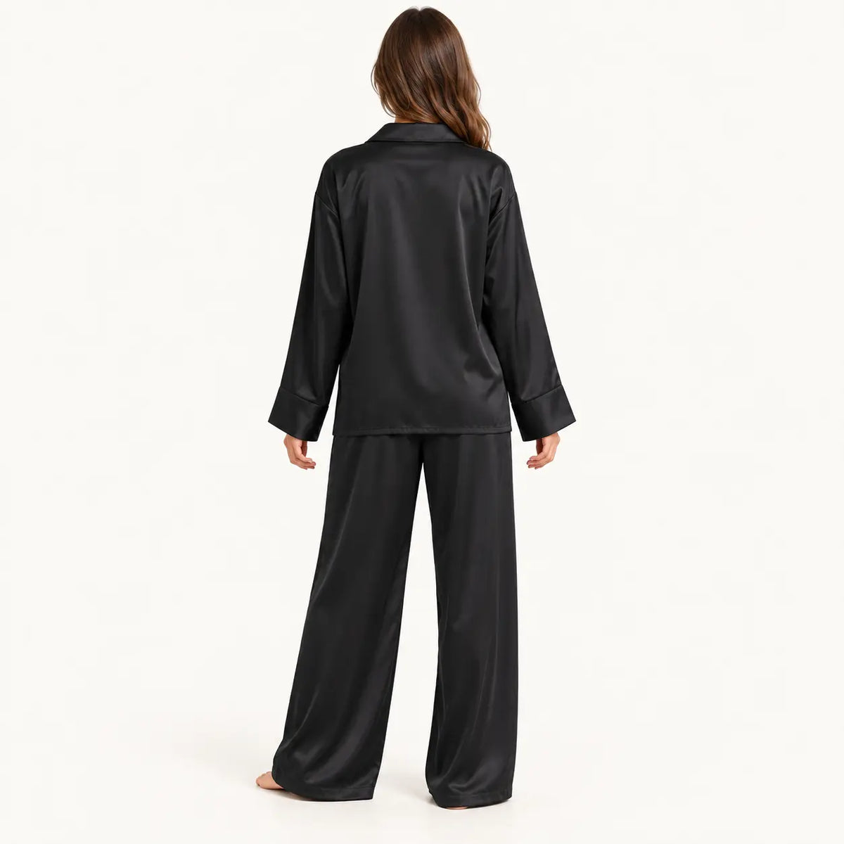 Ensemble De Pyjama Fluide Satiné En Satin Noir – vue 2 | le Juste Pyjama