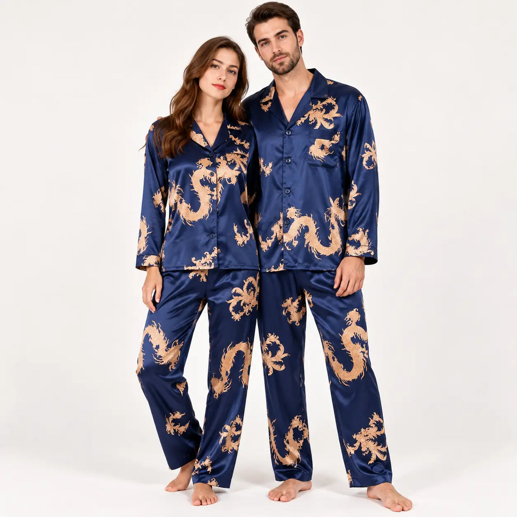 Pyjama En Satin Bleu Marine Imprimé Dragon Pour Couple | le Juste Pyjama