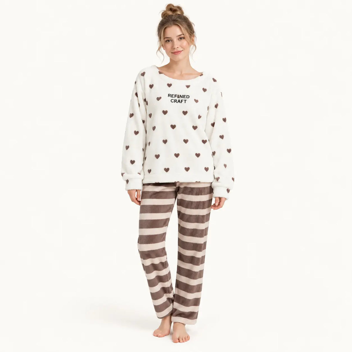 Pyjama Chaud Femme En Flanelle Chaude À Motifs Cœurs | le Juste Pyjama